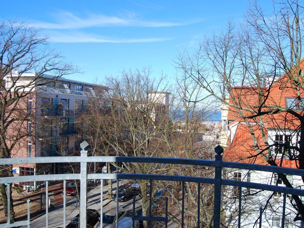 Ferienwohnung Warnemuende Am Kurpark Rostock Oda fotoğraf